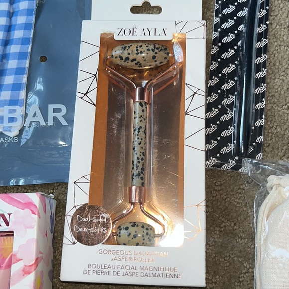 Other - Extra Large FabFitFun Box Items New